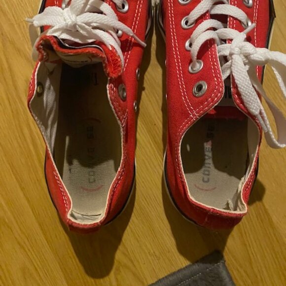 Red low-rise converse size 6.5 - Picture 3 of 7